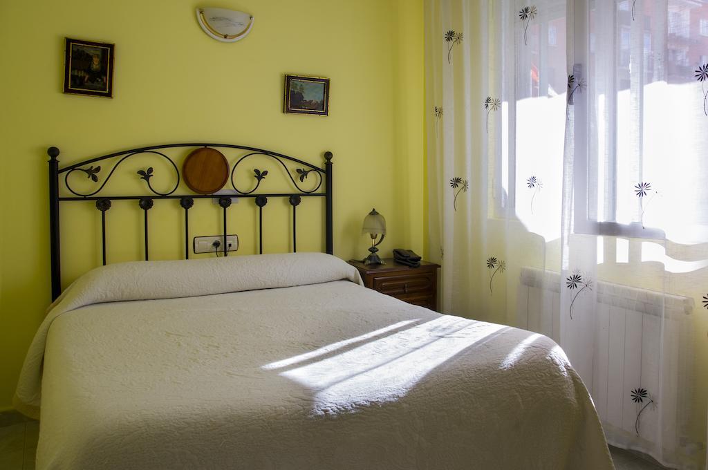 Hostal Algodon Palencia Exterior photo
